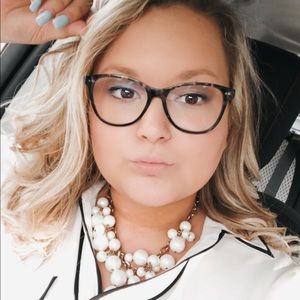 Meet your Posher, Carly